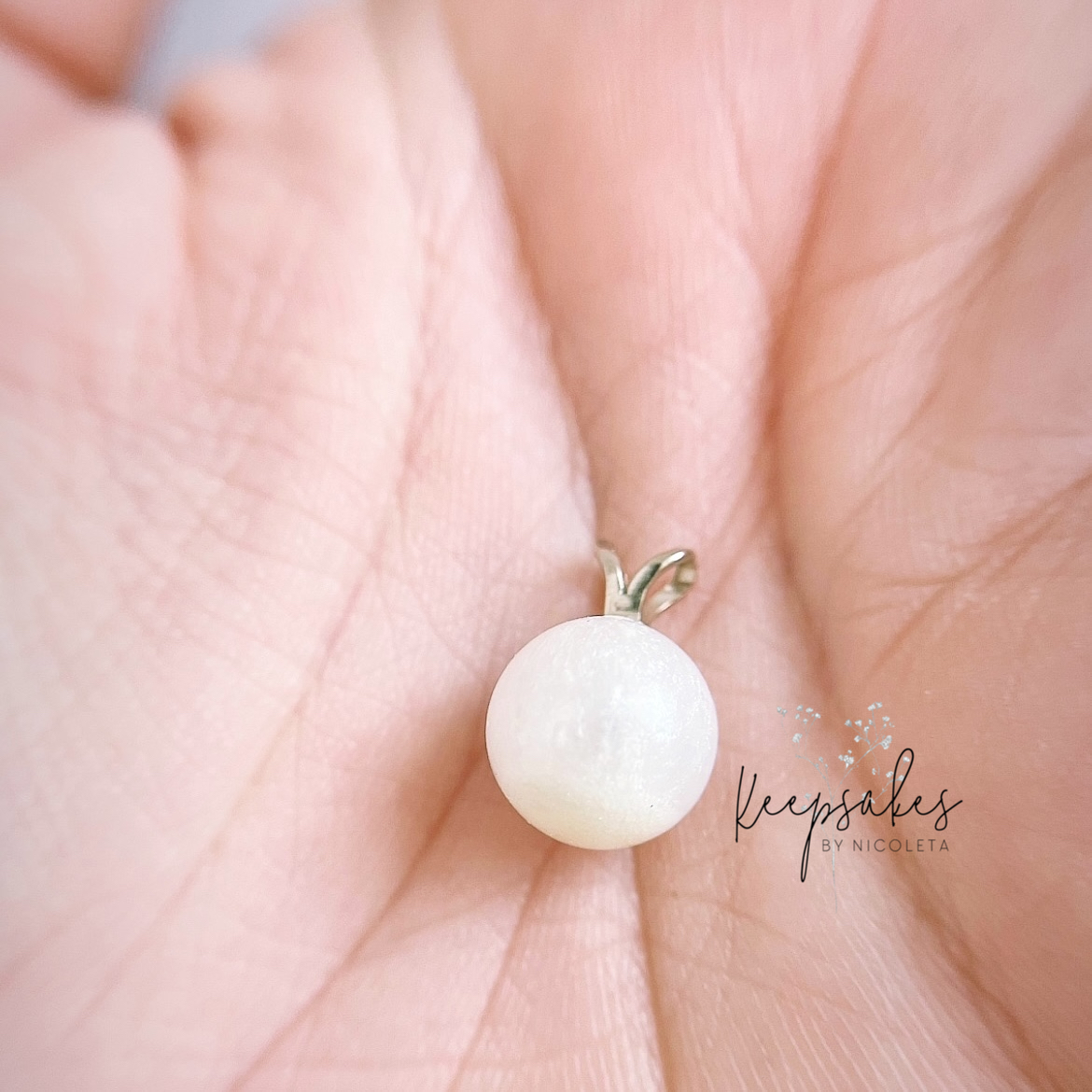 Eternal love pendant made with breastmilk and Pearl colour