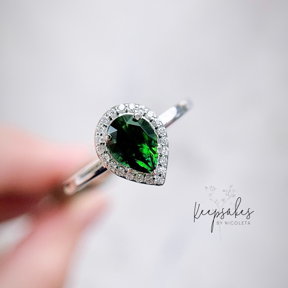 Verde Smeraldo scuro – Dark Emerald green